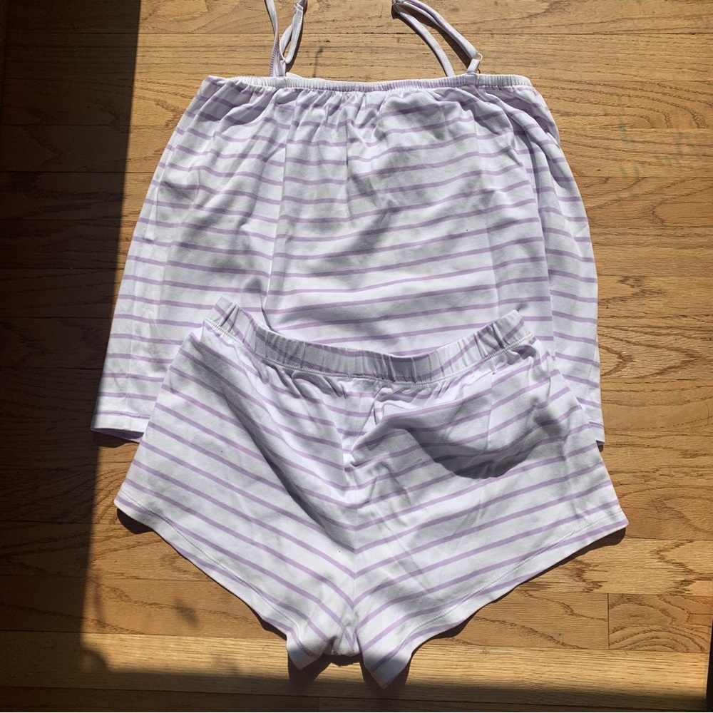 Lake pajamas- ruffle short in lilac. Size medium.  Only tried on.